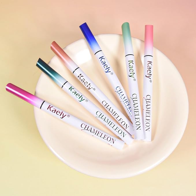 Kaely Chameleon Liquid Eyeliner, Glitter Metallic Chrome Eyeliner Liquid, Multichrome Eye Liner Waterproof Smudge Proof, High-Pigmented Makeup Looks, Quick-Drying, Cruelty-free, 02 Green
