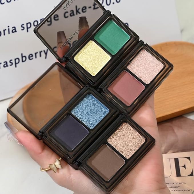 2 Color Shimmer & Matte Eyeshadow Palette Makeup, Shimmer blue & Deep purple Matte Shades eye shadow for Womam Halloween Birthday Party Wear, Vegan & Cruelty-Free