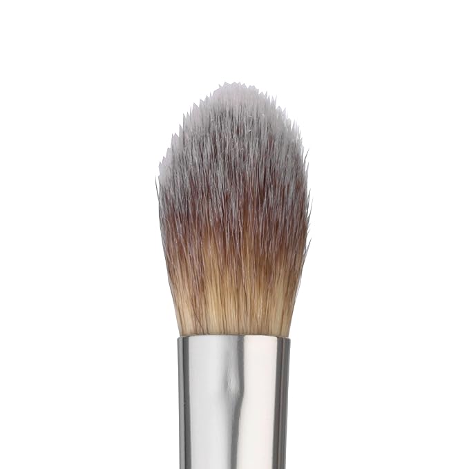 Sandstone Scandinavia Highlighter Brush – Precision Makeup Brush for Soft, Radiant Glow – Ultra-Soft Vegan Bristles – Cruelty-Free