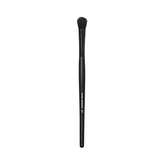 e.l.f. Blending Brush, Makeup Brush For Blending Eyeshadow & Concealer, Dome-Shaped, Made With Synthetic Bristles, Vegan & Cruelty-Free