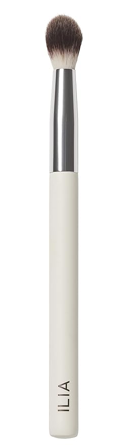 ILIA - Blending Brush | Eyeshadow + Highlighter Brush Made with FSC Certified Wood, Aluminum, + Soft, Vegan Bristles | Expertly Crafted | Non-Toxic, Vegan, Cruelty-Free, Recyclable
