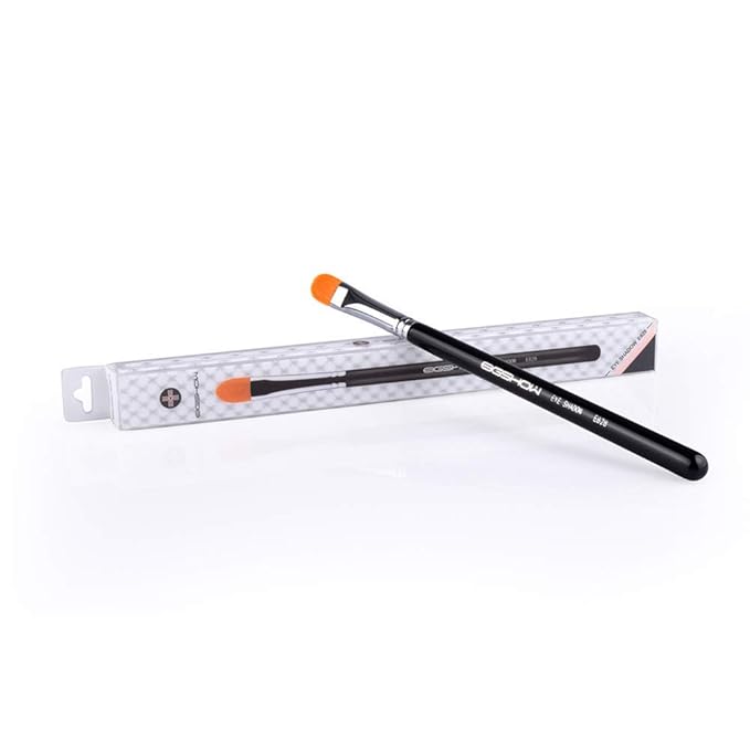 EIGSHOW Eye Shadow Primer Applicator Brush for Blending, Concealer, Professional Tools for Applying Cream, Liquid Shadows and Eye Primer Base, Vegan (E828)