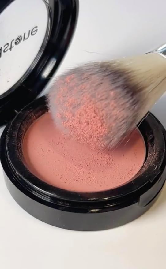 Sandstone Scandinavia Blush Brush – Soft Makeup Brush for Even, Natural Color Application – Ultra-Soft Vegan Bristles – Cruelty-Free