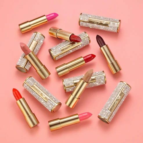 Dolly Beauty Heaven's Kiss Lipstick - Hydrating, Lightweight Pigmented Women's Lipstick - Vegan & Paraben Free - Satin Finish - Rosebud