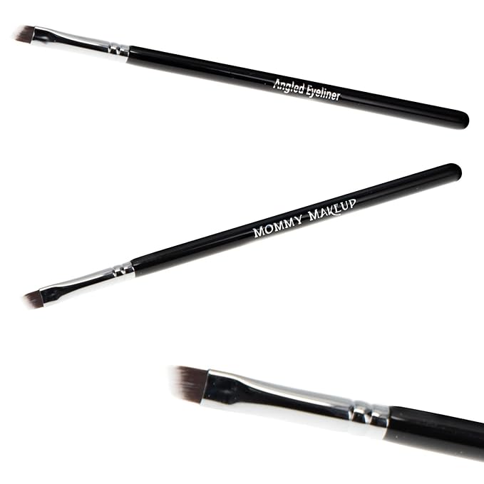 Angled Eyeliner Brush (1 Pc) Soft Premium Synthetic Vegan Bristles, Ultra Thin Slanted Fine Eye Liner Brush for Makeup Artist-Quality Results, Cruelty-Free by Mommy Makeup
