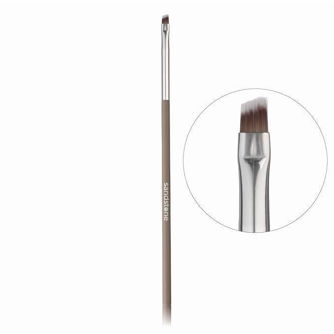 Sandstone Scandinavia Angled Eyeliner Brush – Precision Makeup Brush for Clean, Defined Lines – Ultra-Soft Vegan Bristles – Cruelty-Free