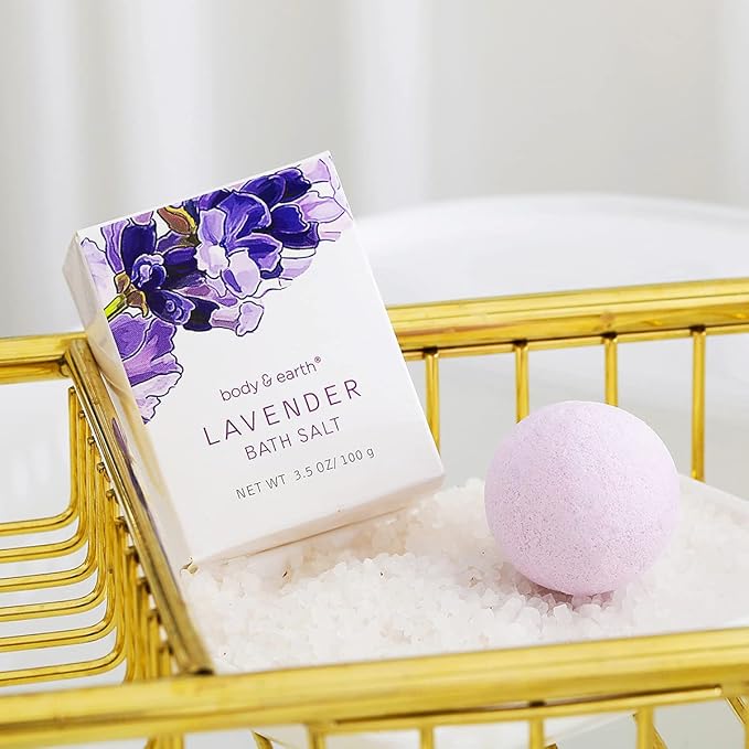BODY & EARTH Lavender Spa Gift Baskets for Women Luxurious Gifts for Women Bath and Body Gift Sets 11pcs Bath Sets for Women Gift Mother's Day Gifts