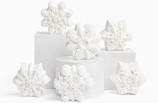 LA SALT CO Snowflake Crystal Bath Bomb - Silent Night, Aromatherapy for Bath or Shower Steamer, All-Natural, Handmade, Vegan, 5.4oz (Snowflake Pattern Will Vary - Single)