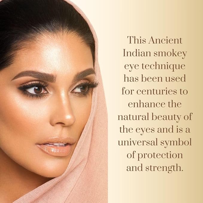 Clean Smudge Eyeliner - Vegan Eye Pencil for Smokey Eye Looks - Rich Pigmented Velvet Formula with Anti-Oxidants - Traditional Indian Beauty Essential for Daily Wear - Black