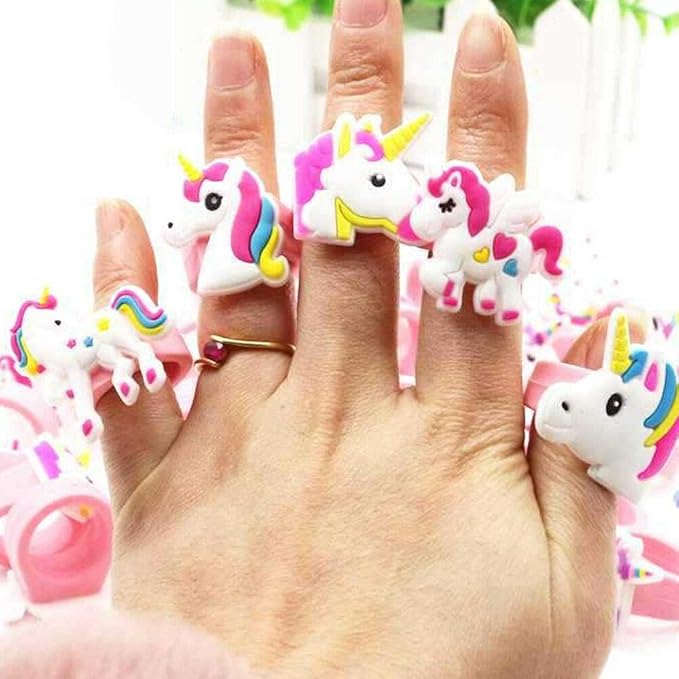 Organic Unicorn Bath Bombs for Girls with Surprise Toys Inside for Kids | Cute Unicorn Ring, Keychain, Necklace, Toys and Bonus Unicorn Purse - Christmas Gift Set Bath Balls with Unicorn Toys Inside