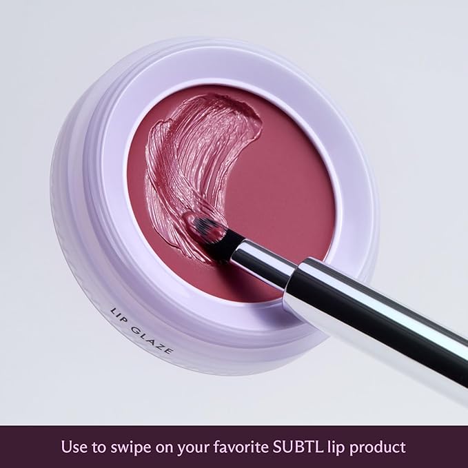 Subtl Beauty Retractable Lip Brush – Sleek, Travel Lip Brush Keychain for Precise Application