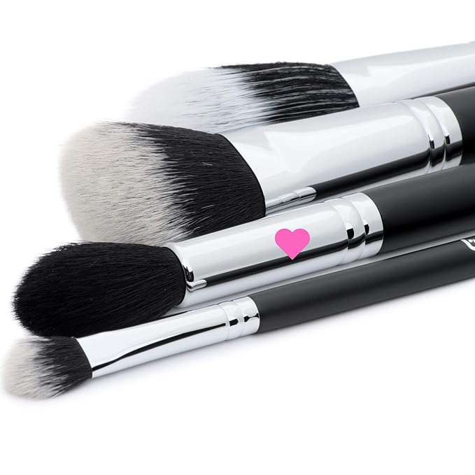 Professional Tapered Highlighter Brush Makeup - Small Taper for Cheekbone Highlighting, Bronzer, Blush, Contour Face, Eyes, Brows with Cream, Powder, Mineral Cosmetics, Cruelty Free Synthetic Vegan