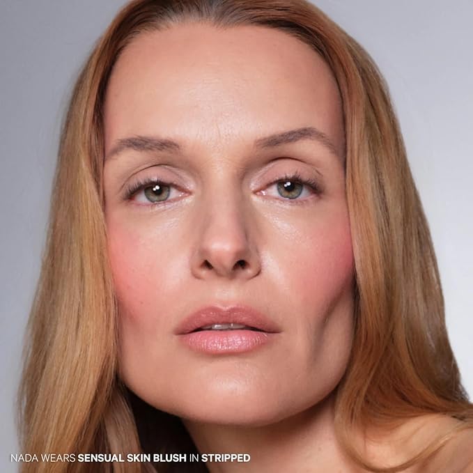 Kevyn Aucoin Sensual Skin Blush – Stripped (soft rose: light berry/cool): Cream-to-powder formula. Airbrushed finish. Helps blur appearance of texture, pores & fine lines. Easy use. Made in Italy.