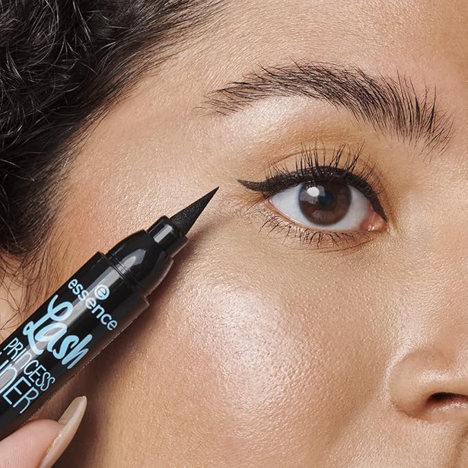 essence | Lash Princess Eyeliner Pen | Vegan & Cruelty Free (Black - Waterproof)