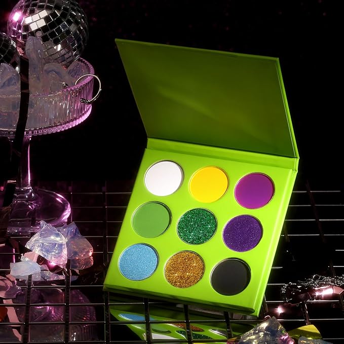 Purple Green Gold Eyeshadow Palette, Matte Shimmer Lavender Green Goth Smoky Eye Shadow Makeup Palette, Pigmented Long Lasting Mardi Gras Makeup Pallet for Stage, Witch, Ursula, Beetlejuice, Cosplay
