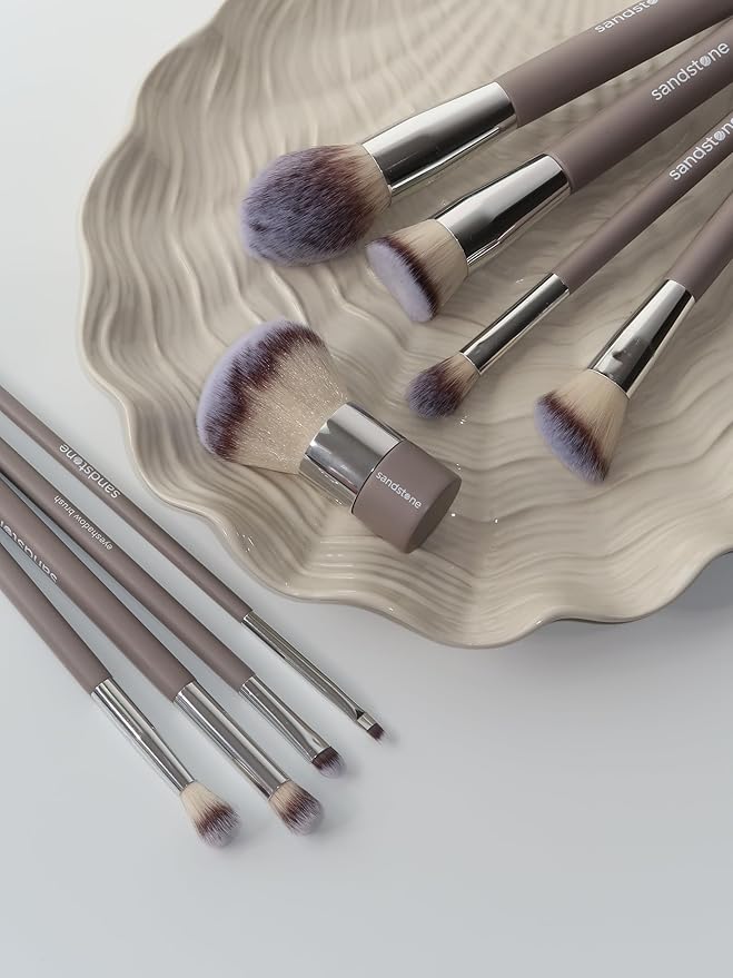 Sandstone Scandinavia Kabuki Brush – Dense Makeup Brush for Powder & Foundation – Ultra-Soft Vegan Bristles – Cruelty-Free