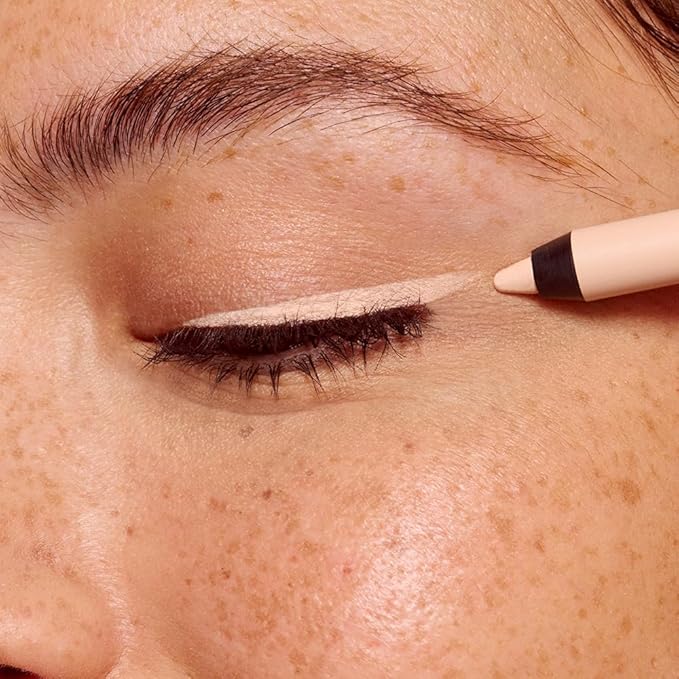 essence | Stay & Play Gel Eyeliner | Super Soft Gel-like Texture | Waterproof & Longlasting | Vegan & Cruelty Free (03 Silky Nude)