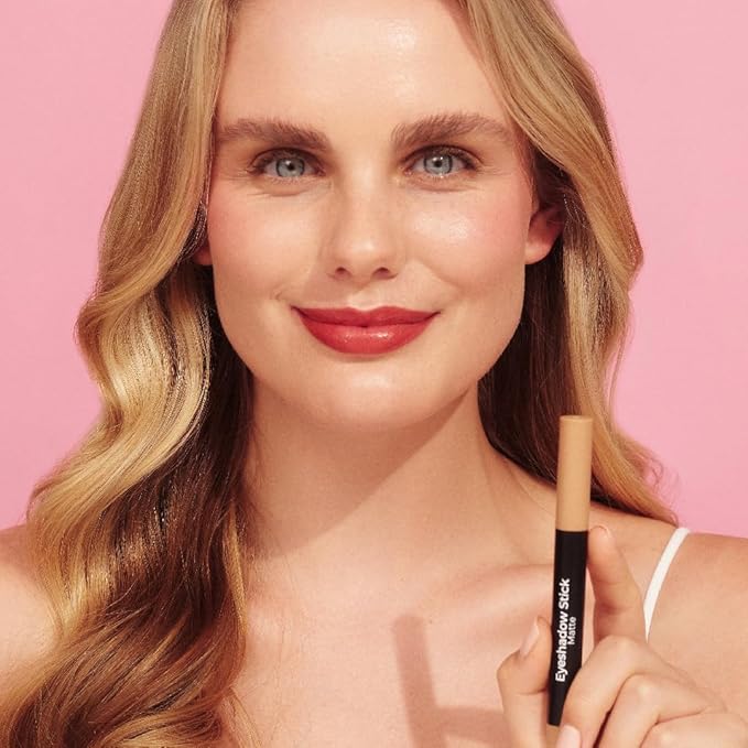 MCoBeauty Eyeshadow Stick - Caramel - Creamy Matte Eye Crayon with Built-In Sharpener - Multi-Use Cream Eye Shadow Stick & Eyeliner, Highly Pigmented Blendable Vegan Eye Makeup