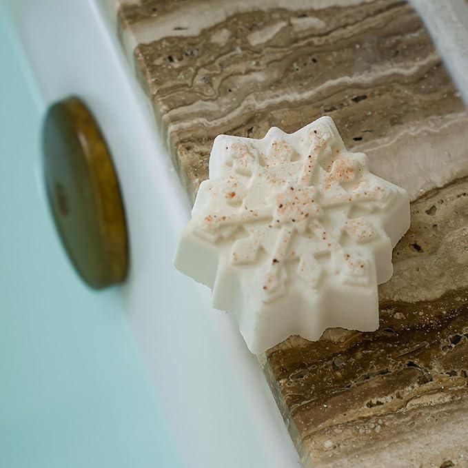 LA SALT CO Snowflake Crystal Bath Bomb - Silent Night, Aromatherapy for Bath or Shower Steamer, All-Natural, Handmade, Vegan, 5.4oz (Snowflake Pattern Will Vary - Single)