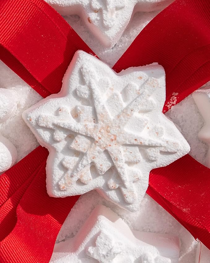LA SALT CO Snowflake Crystal Bath Bomb - Silent Night, Aromatherapy for Bath or Shower Steamer, All-Natural, Handmade, Vegan, 5.4oz (Snowflake Pattern Will Vary - Single)