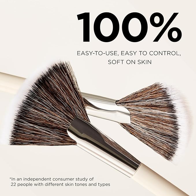HALEYS Beauty Fan Makeup Brush for Applying, Blending and Diffusing Powder Foundation, Bronzer, Blush, Highlighter, Makeup Brushes Essential, Soft Bristles, Vegan & Cruelty Free