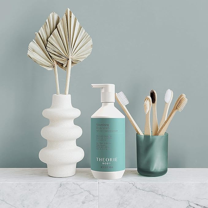 Theorie Premium Nourishing Body Wash - Made with Marula Oil, Argan Oil, Coconut Oil & Shea Butter - Featuring our Amber Rose Fragrance - Vegan - Suited for All Skin Types - Pump Bottle 500mL