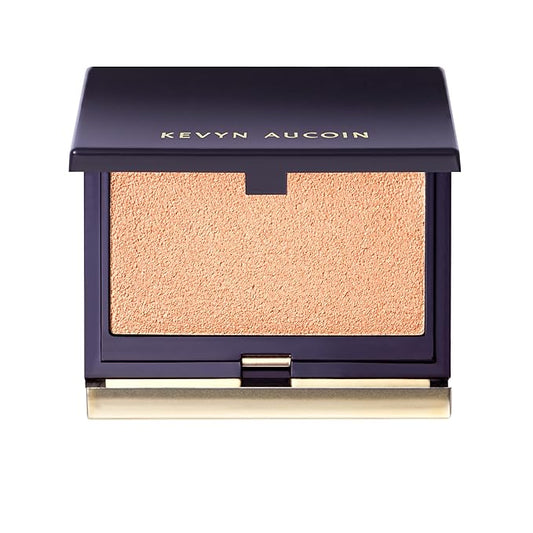 Kevyn Aucoin Sensual Skin Highlighter, Supernova (soft golden glow, all skin tones): Universally flattering. User friendly, Natural luminosity. Cream-to-powder. Blurs imperfections. Made in Italy.