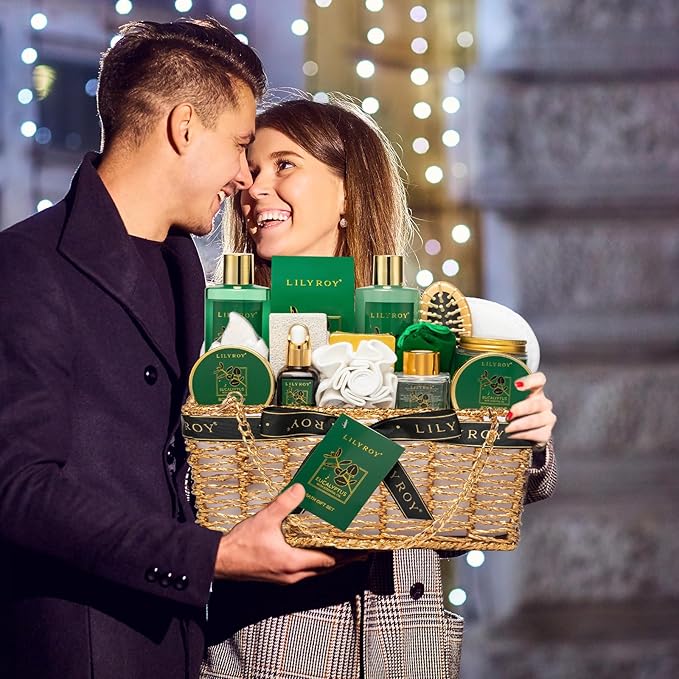 18-Piece Mothers Day Gifts for Women - Luxury Spa Gift Basket Set Bath and Body Care Kit for Men | Gift for Valentines Day Fathers Day Birthday Christmas Gifts Great for Holidays & Special Occasions