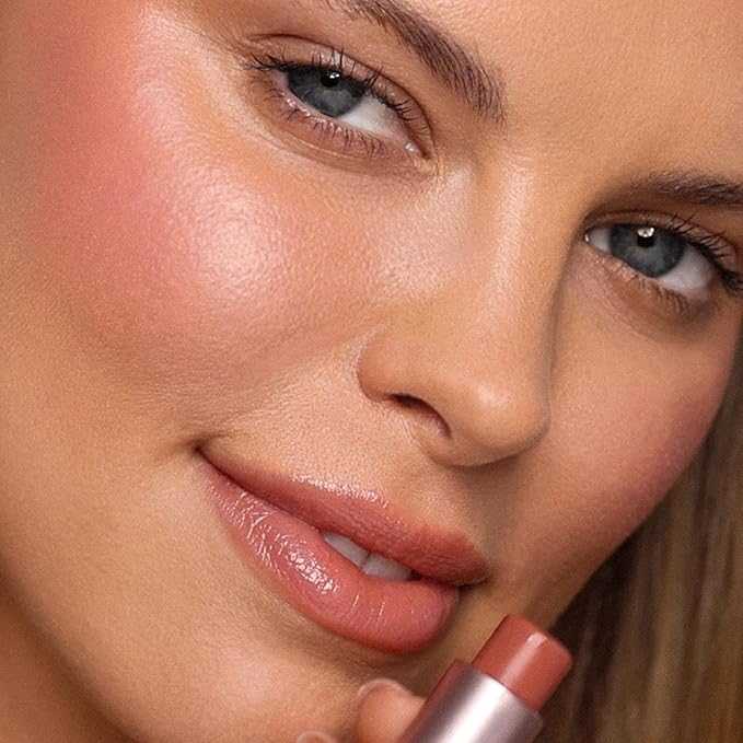 Queen Musia Skincare Supercharged Tinted Hydrabalm –– Hydrating & Nourishing, Instant Shine, Enriched with Vitamins & Hyaluronic Acid, Blurring & Soothing, Vegan & Cruelty-free (NOSTALGIQUE)