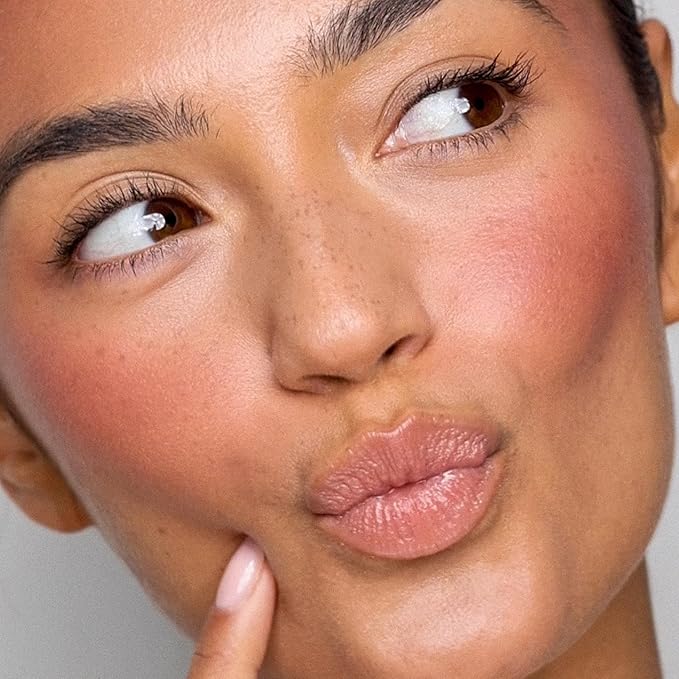 Queen Musia Skincare Supercharged Tinted Hydrabalm –– Hydrating & Nourishing, Instant Shine, Enriched with Vitamins & Hyaluronic Acid, Blurring & Soothing, Vegan & Cruelty-free (DESERT FLOWER)