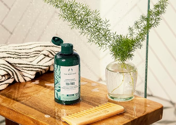 The Body Shop Tea Tree Purifying & Balancing Conditioner, For Oily Hair & Scalp, Vegan, 8.4 FL OZ
