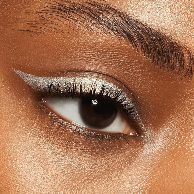 Catrice | Space Glam Chrome Eyeshadow | Duo Chrome, Highly Pigmented, Holographic Shimmer | Vegan & Cruelty Free | Without Parabens & Microplastic Particles (10 | Moonlight Glow)